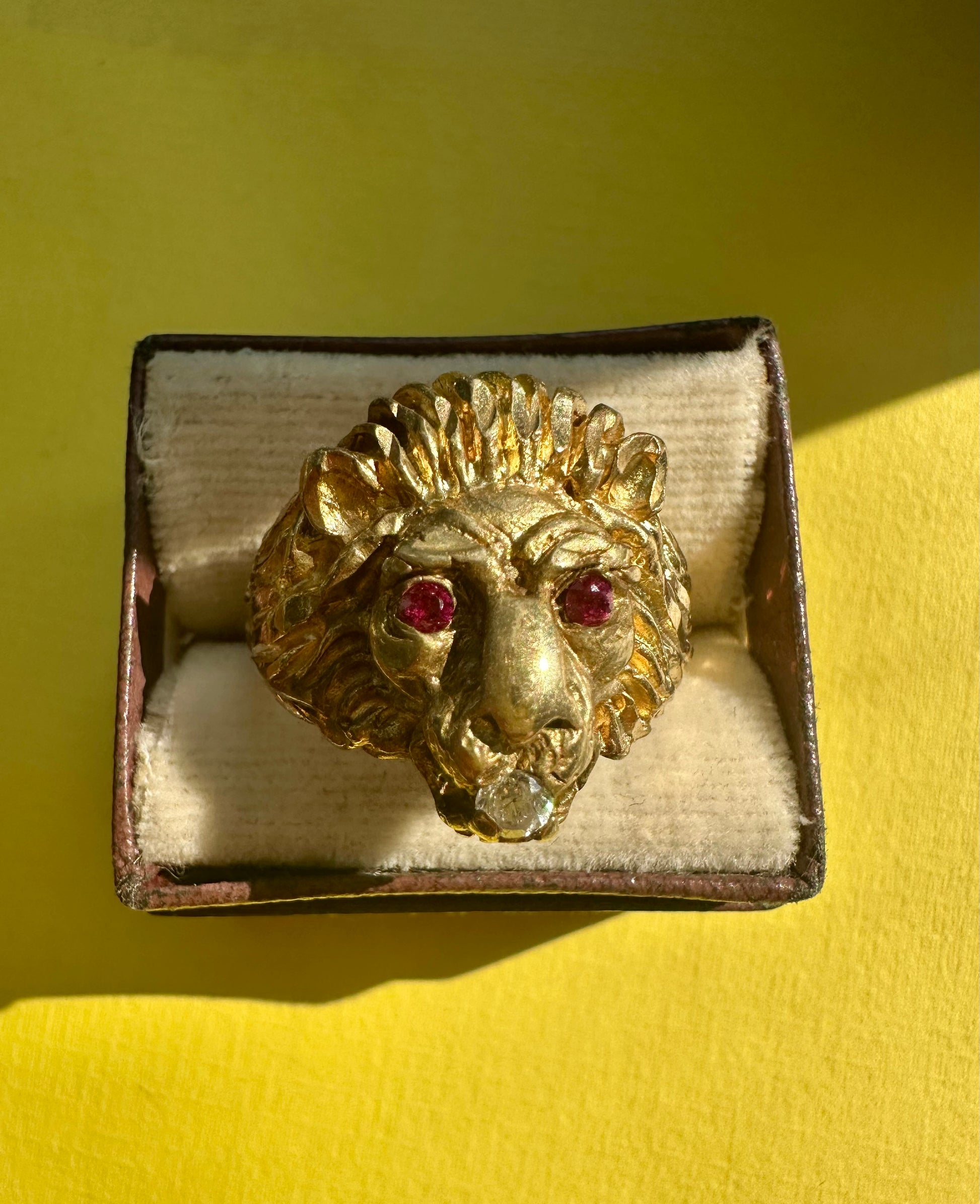 lion ring