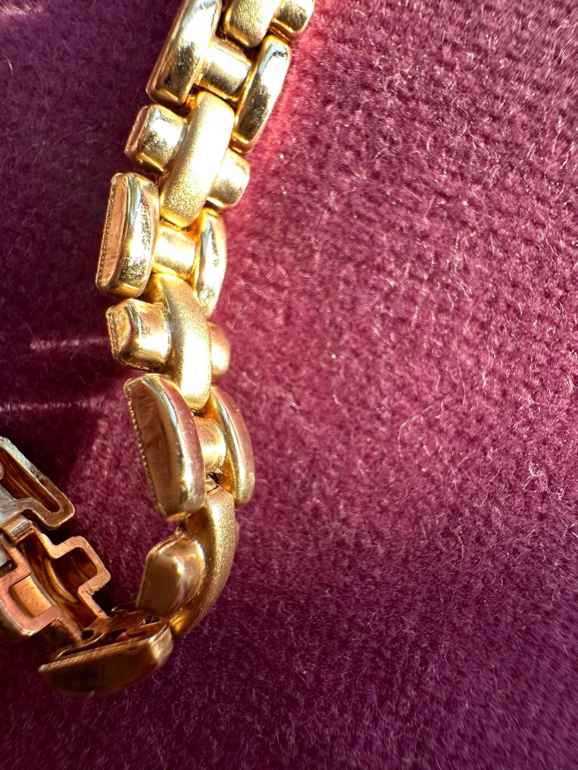 H and Plus link bracelet