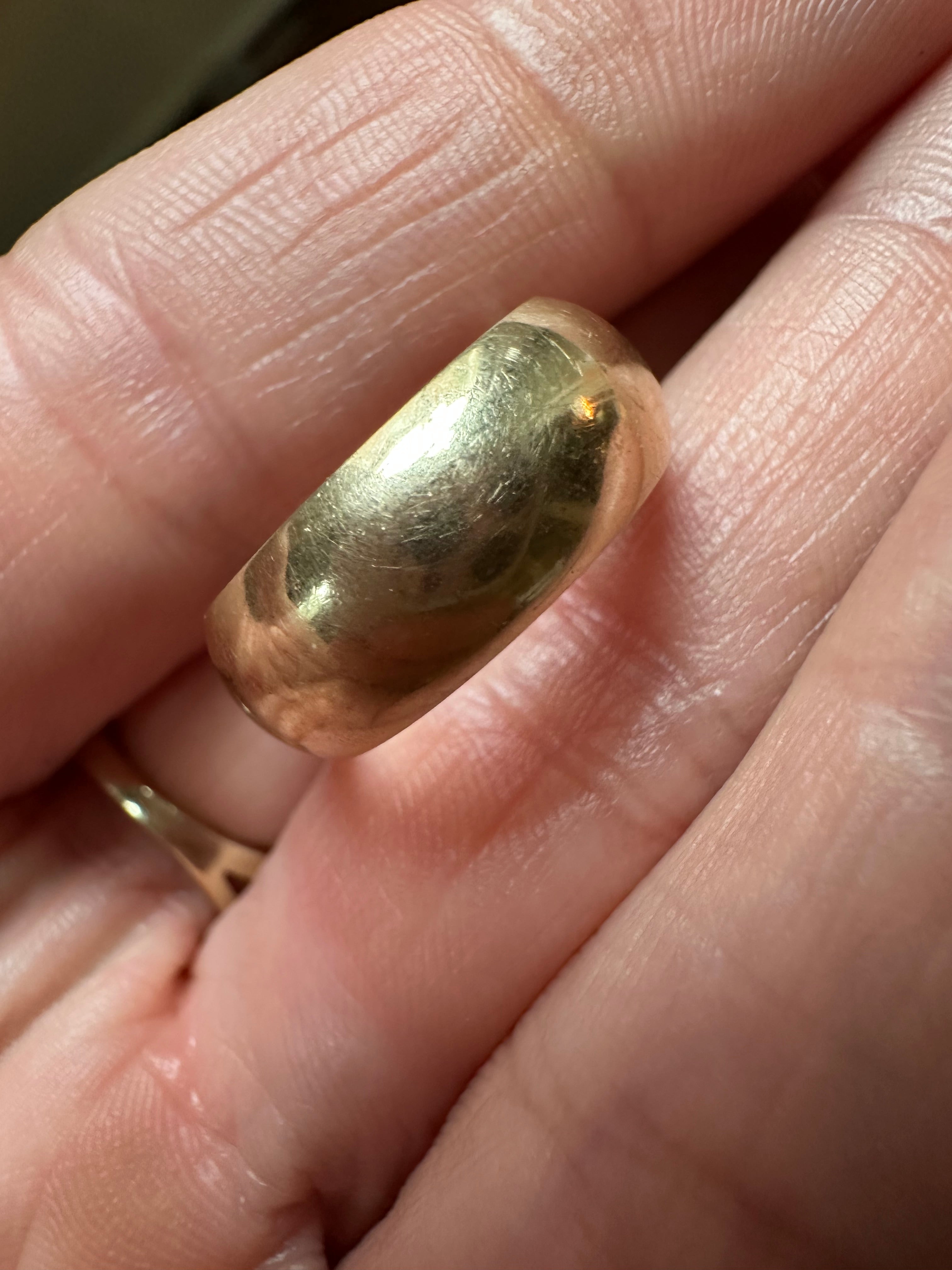 7mm wide plump band
