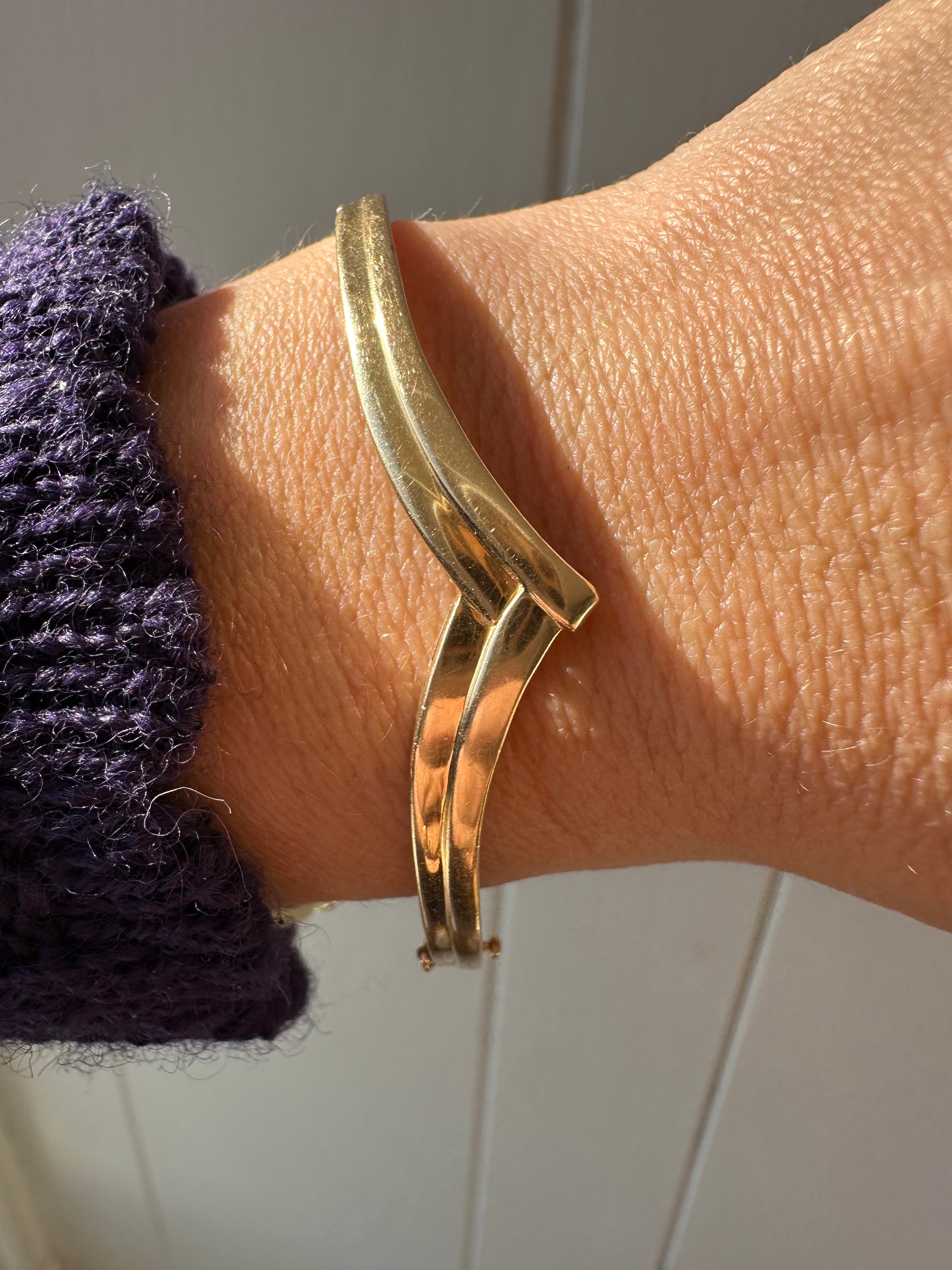 chevron shaped bangle