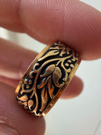 hand engraved black rhodium and 14k gold cigar band
