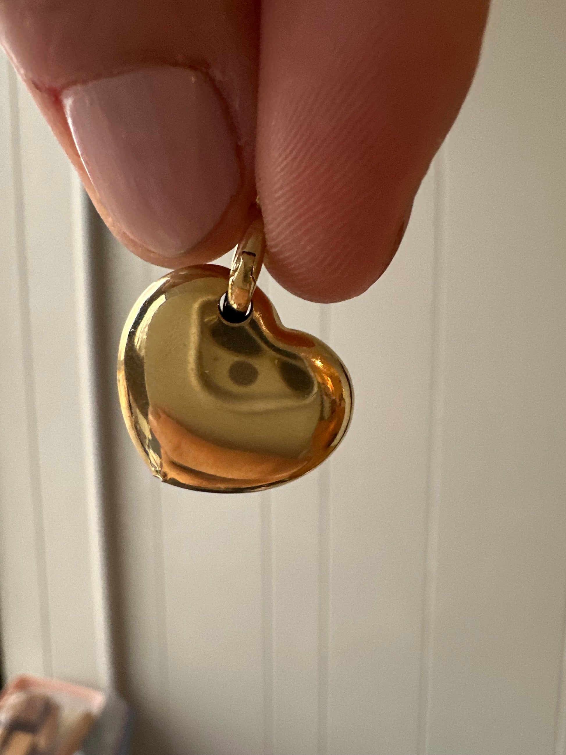 18k puffed heart with enhancer bail