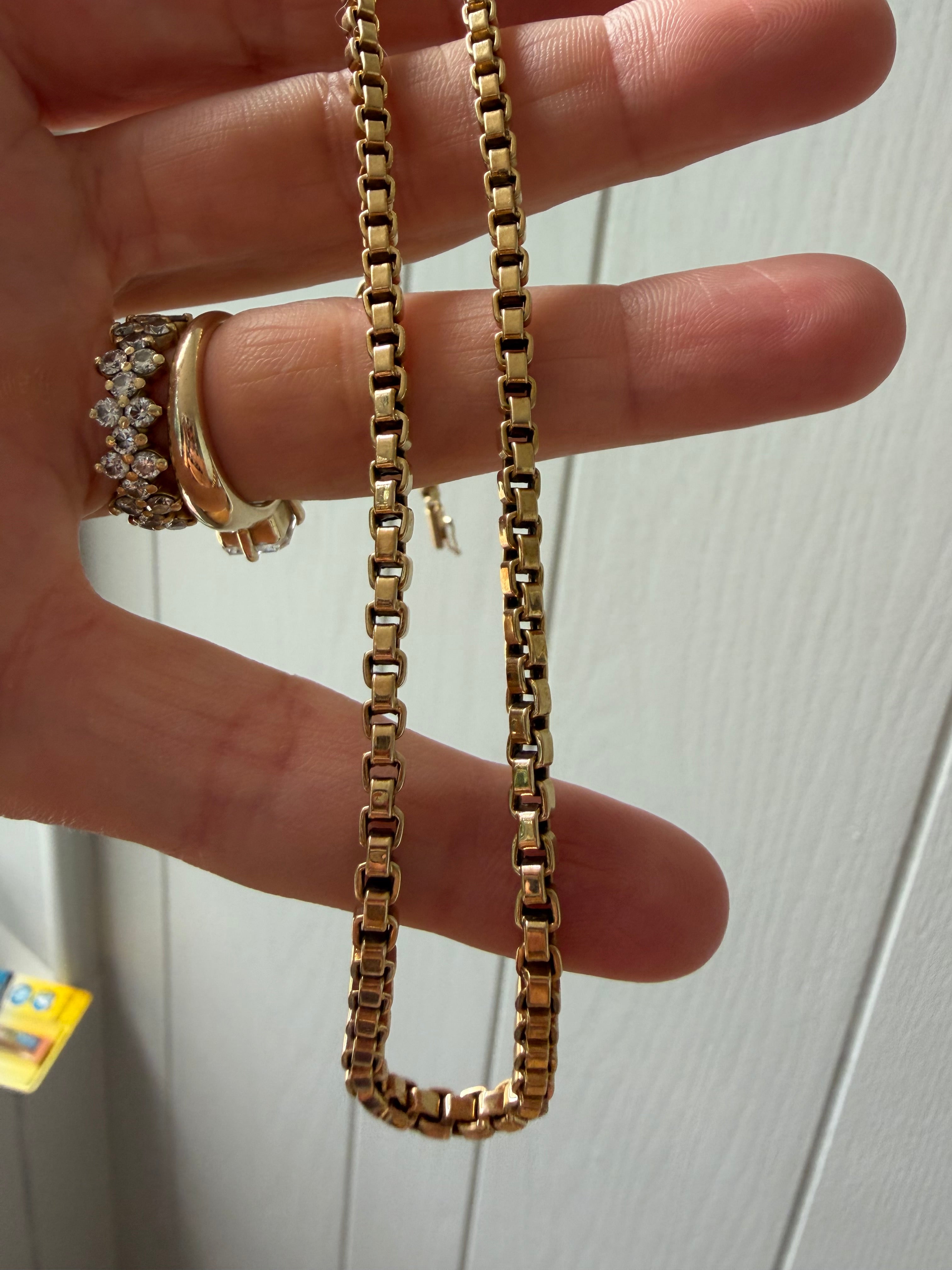 venetian 18" box chain