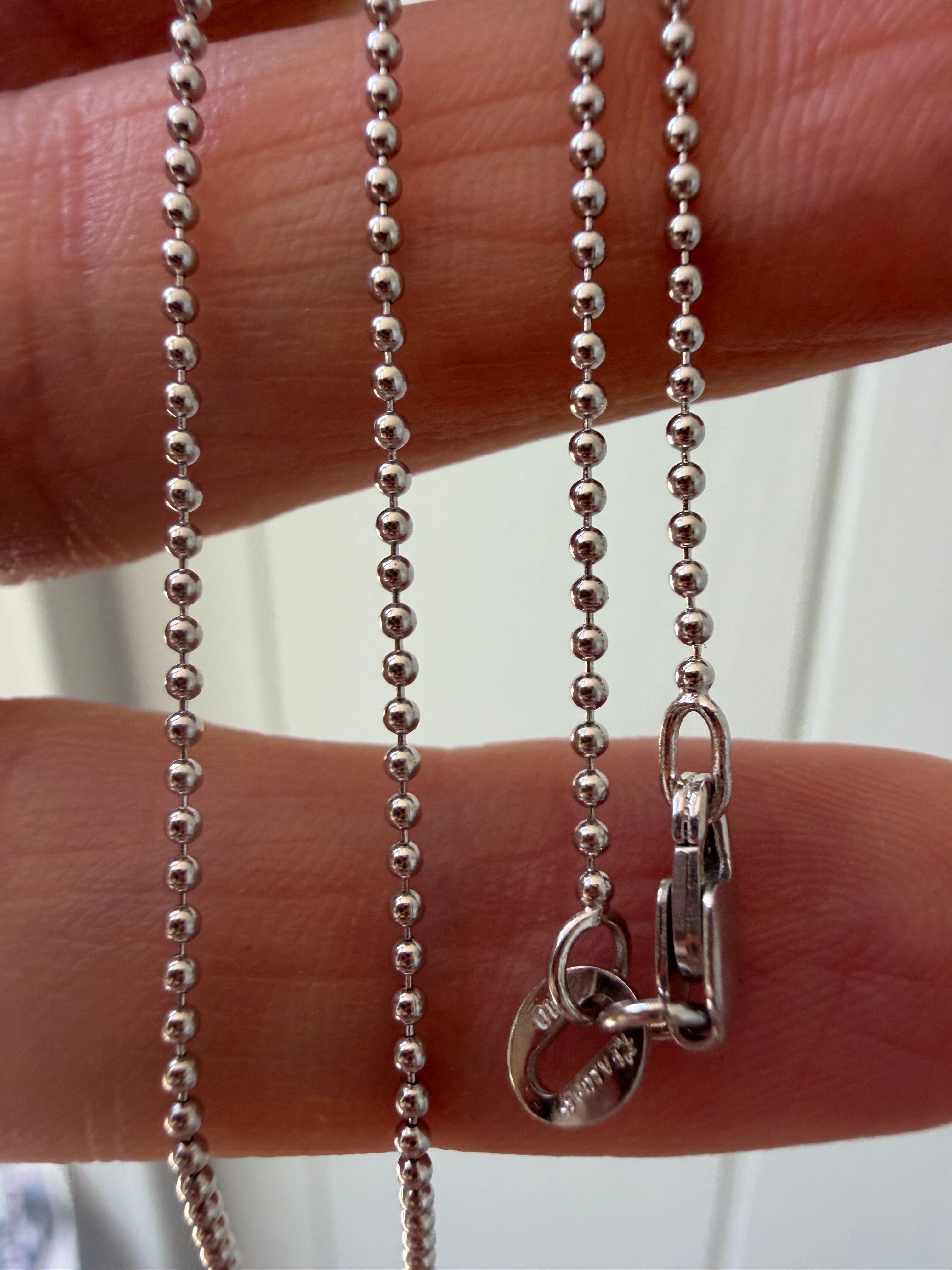 18.25" white gold ball link chain