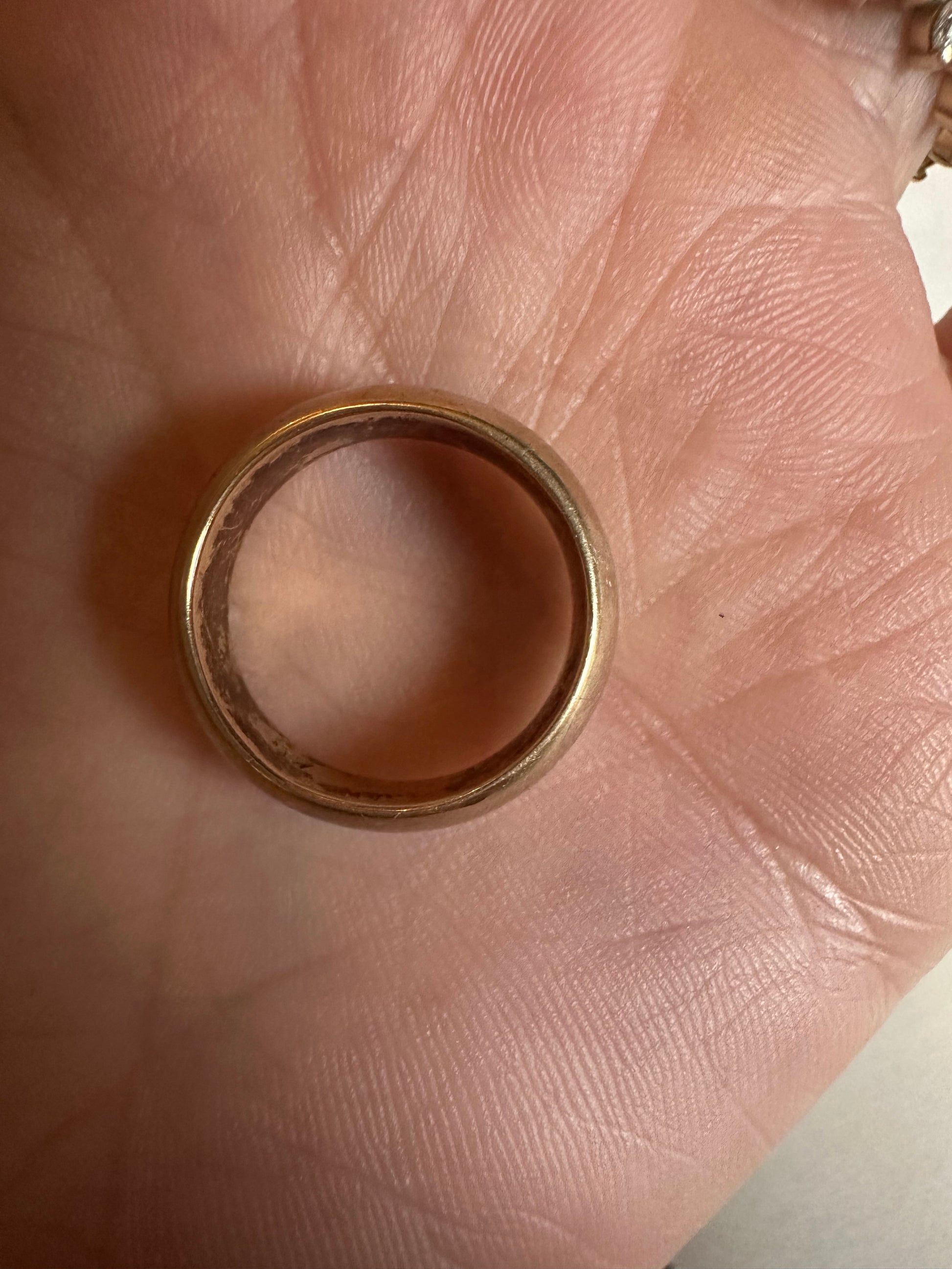 4.5mm plump vintage gold band