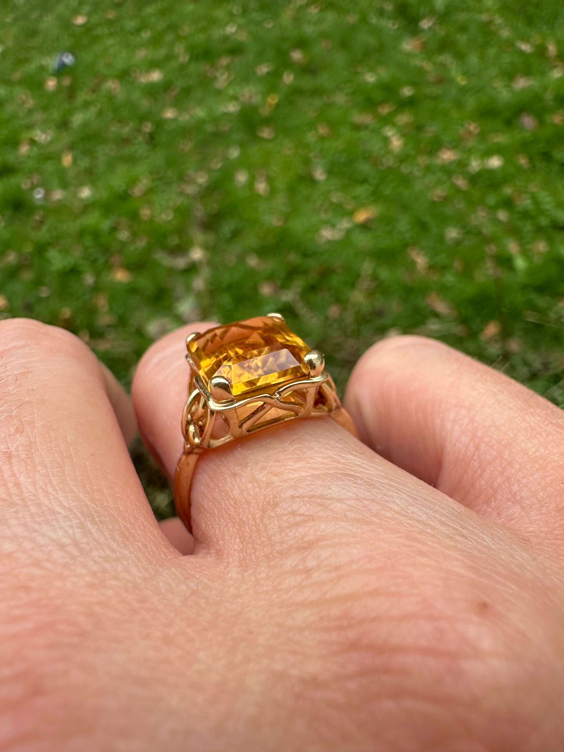 honey citrine ring