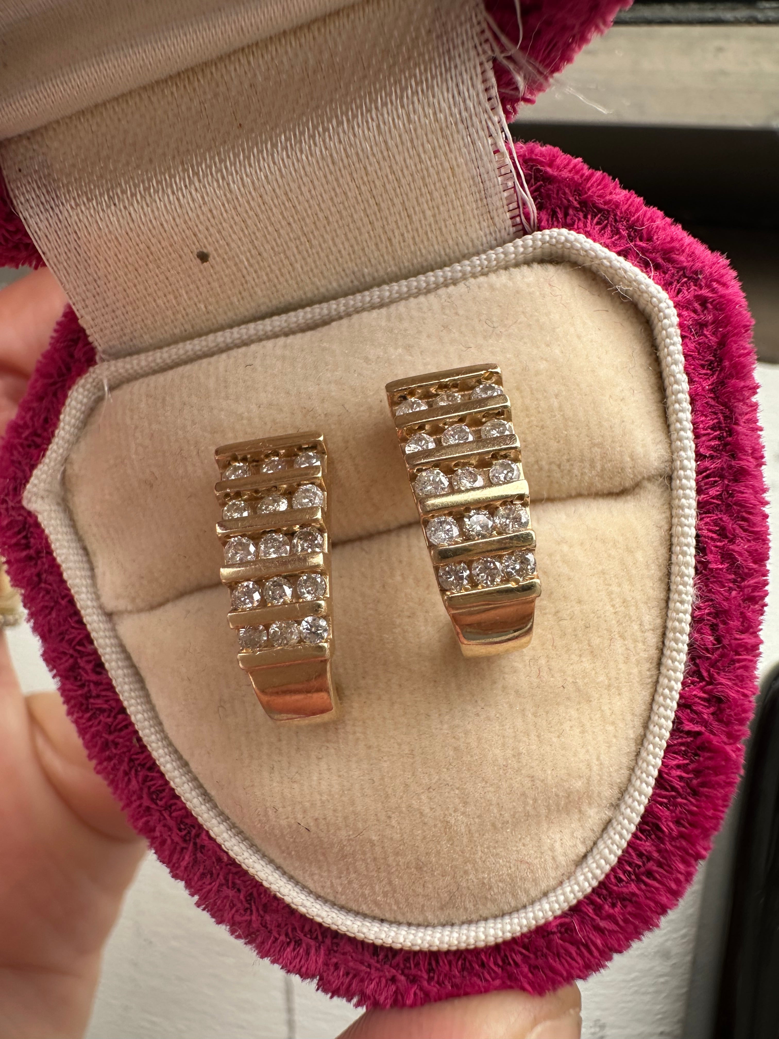 diamond J hoop with screw backs