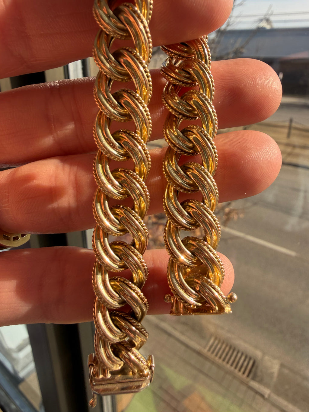 textured curb bracelet