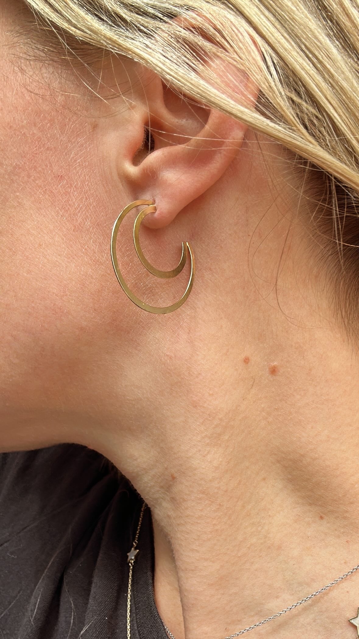 open moon hoops