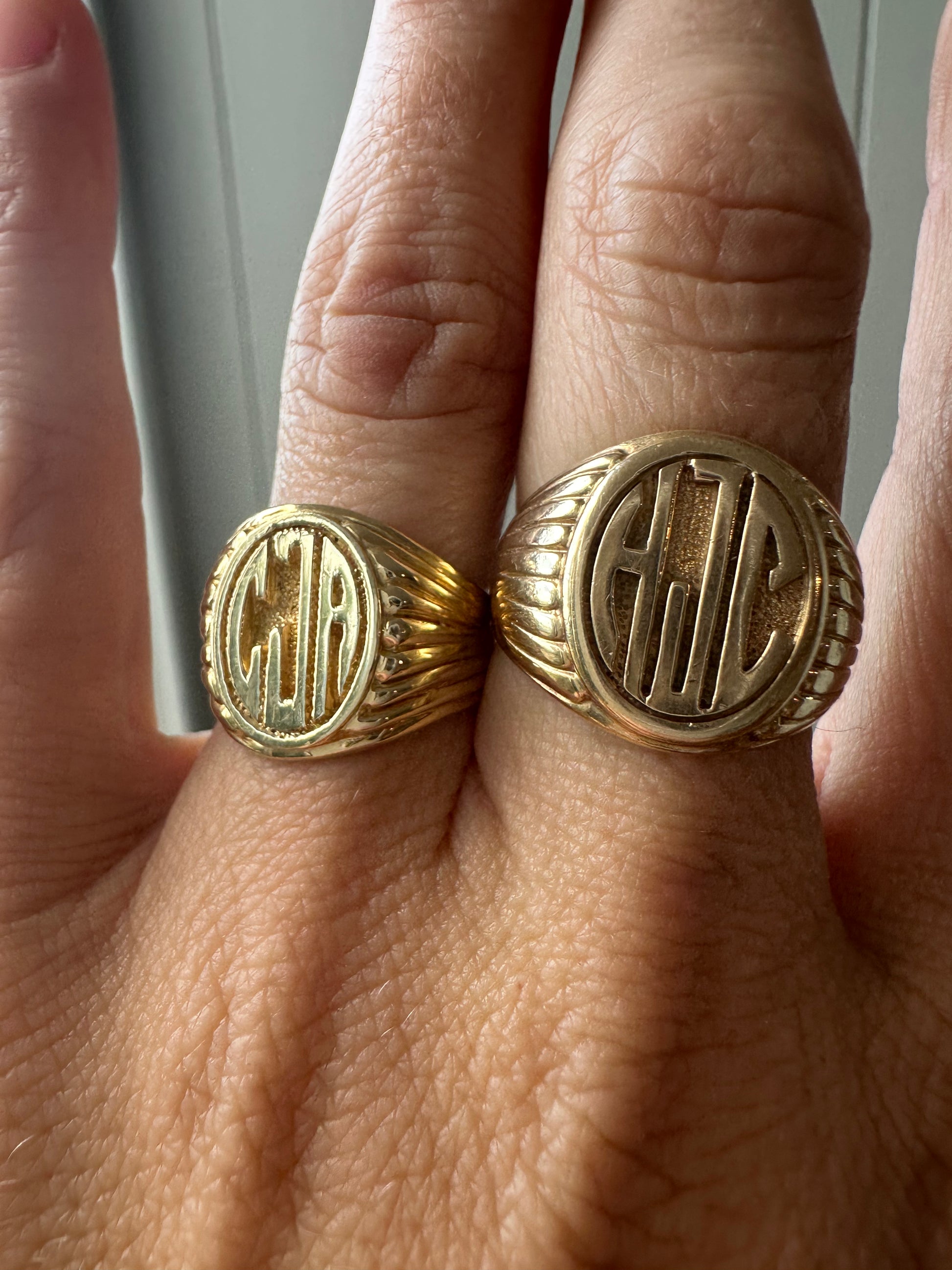 Vintage signet CJA
