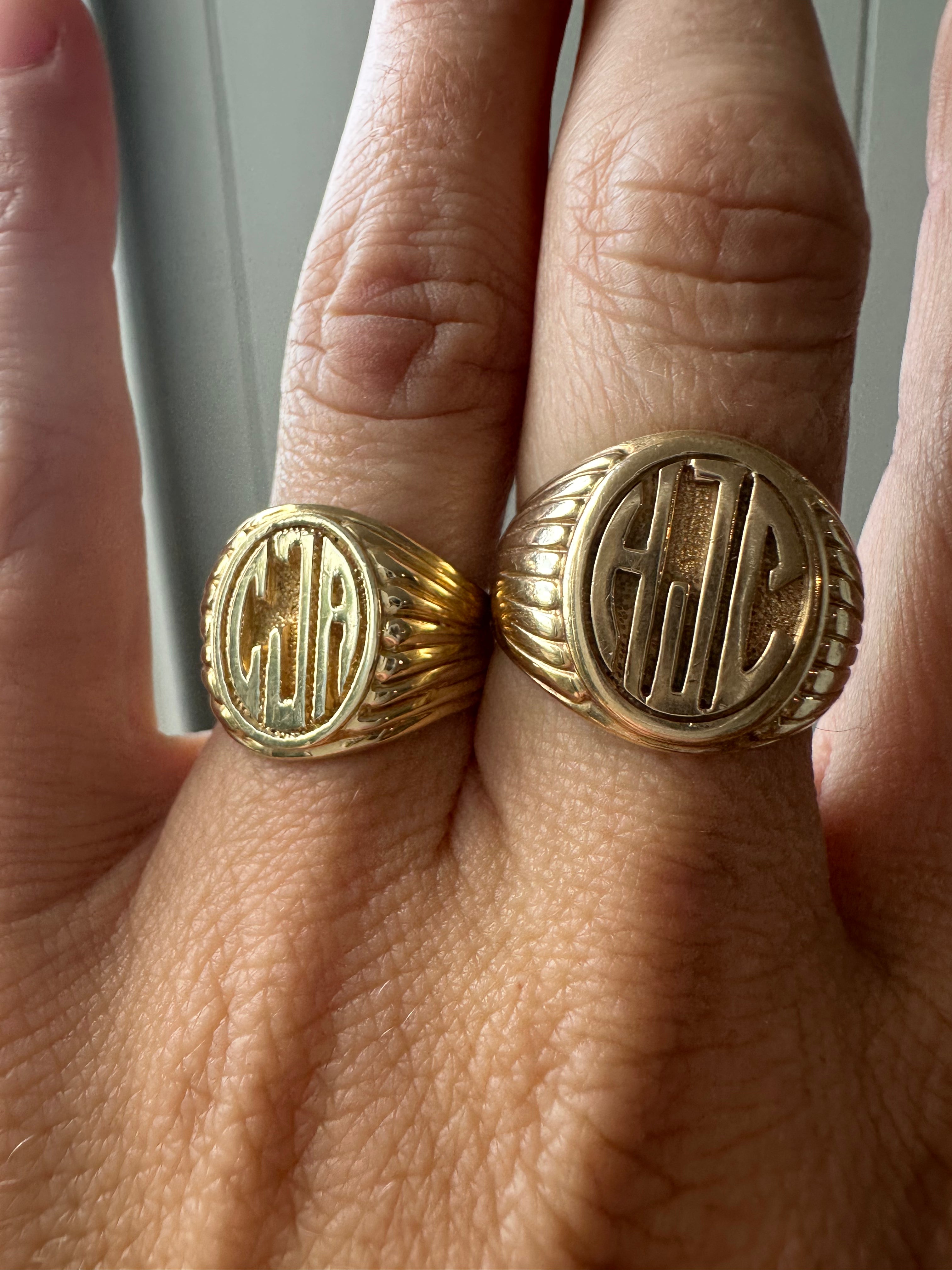 Vintage signet CJA