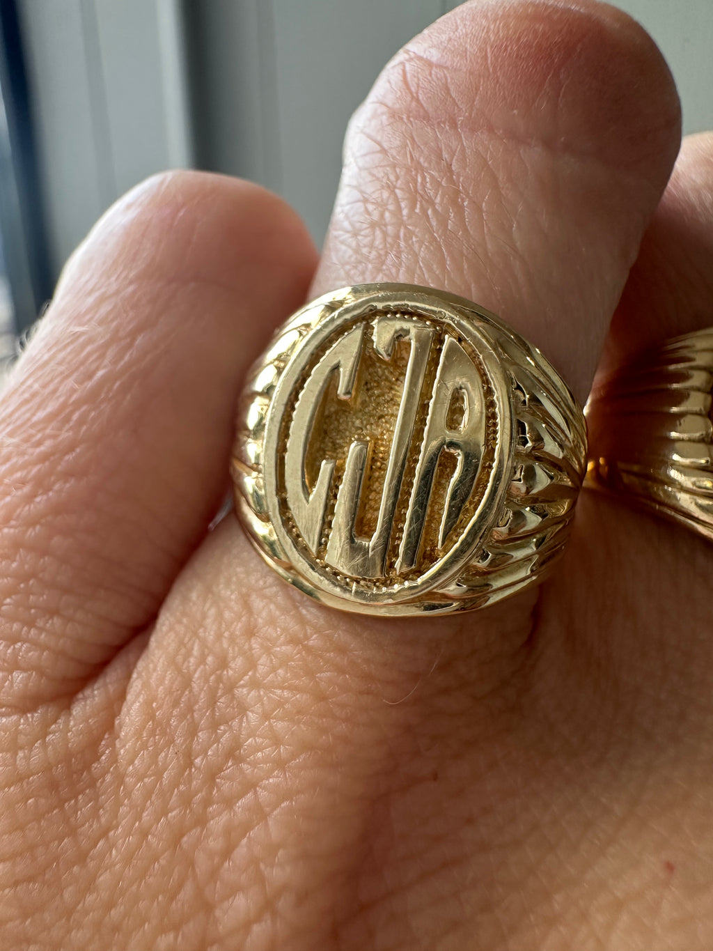 Vintage signet CJA