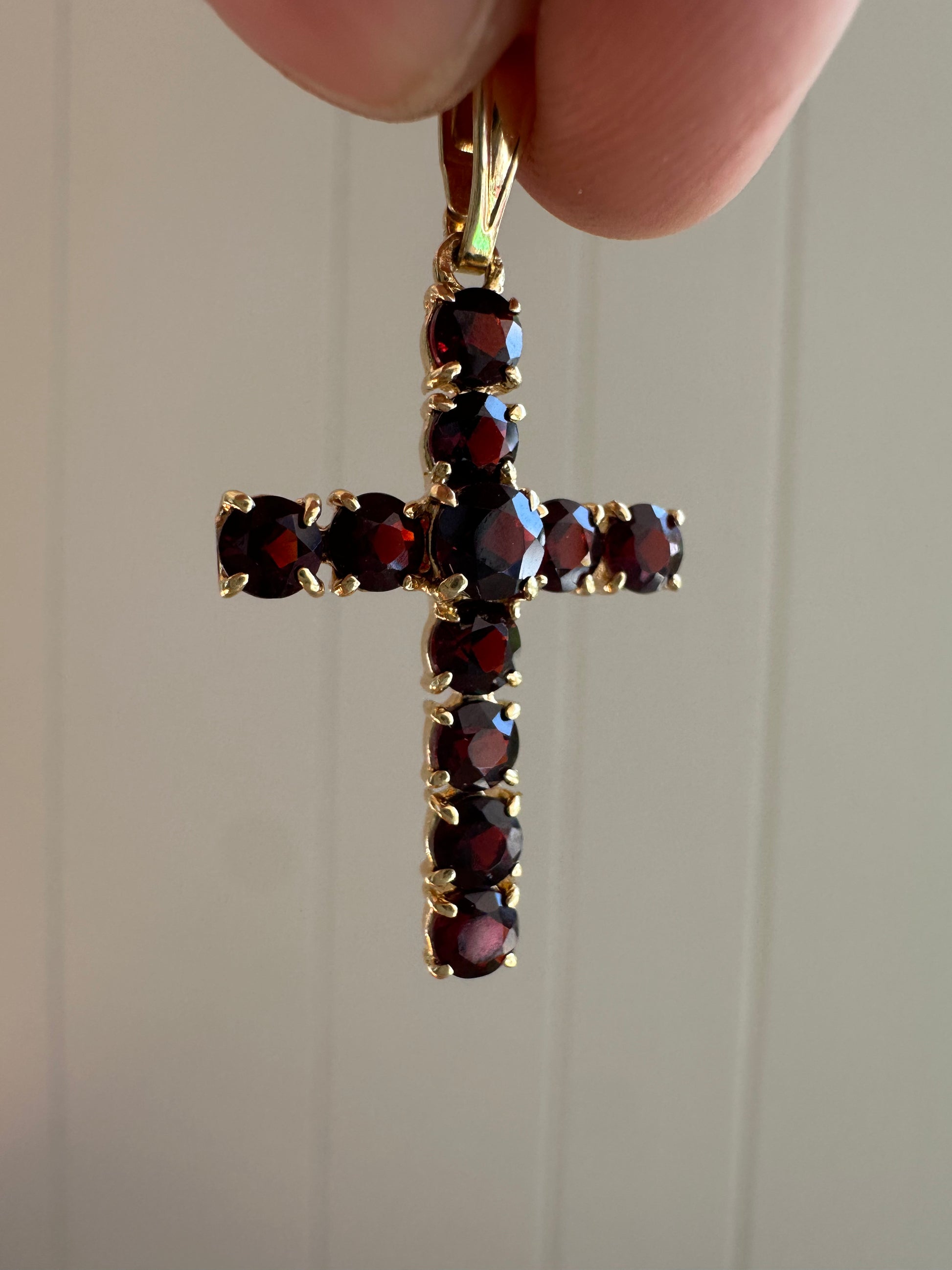18k gold and garnet cross
