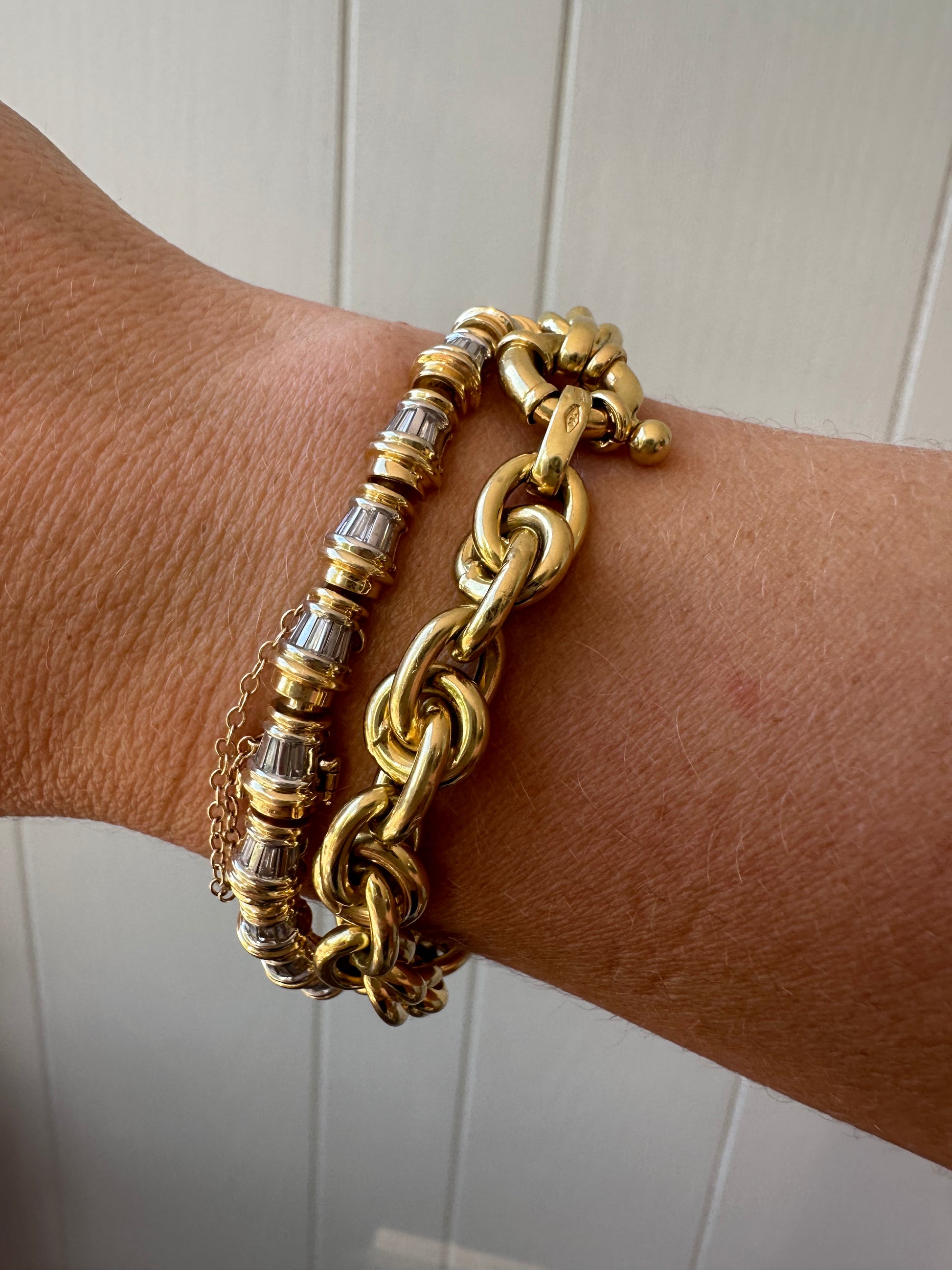 18k and baguette diamond tubular tennis bracelet
