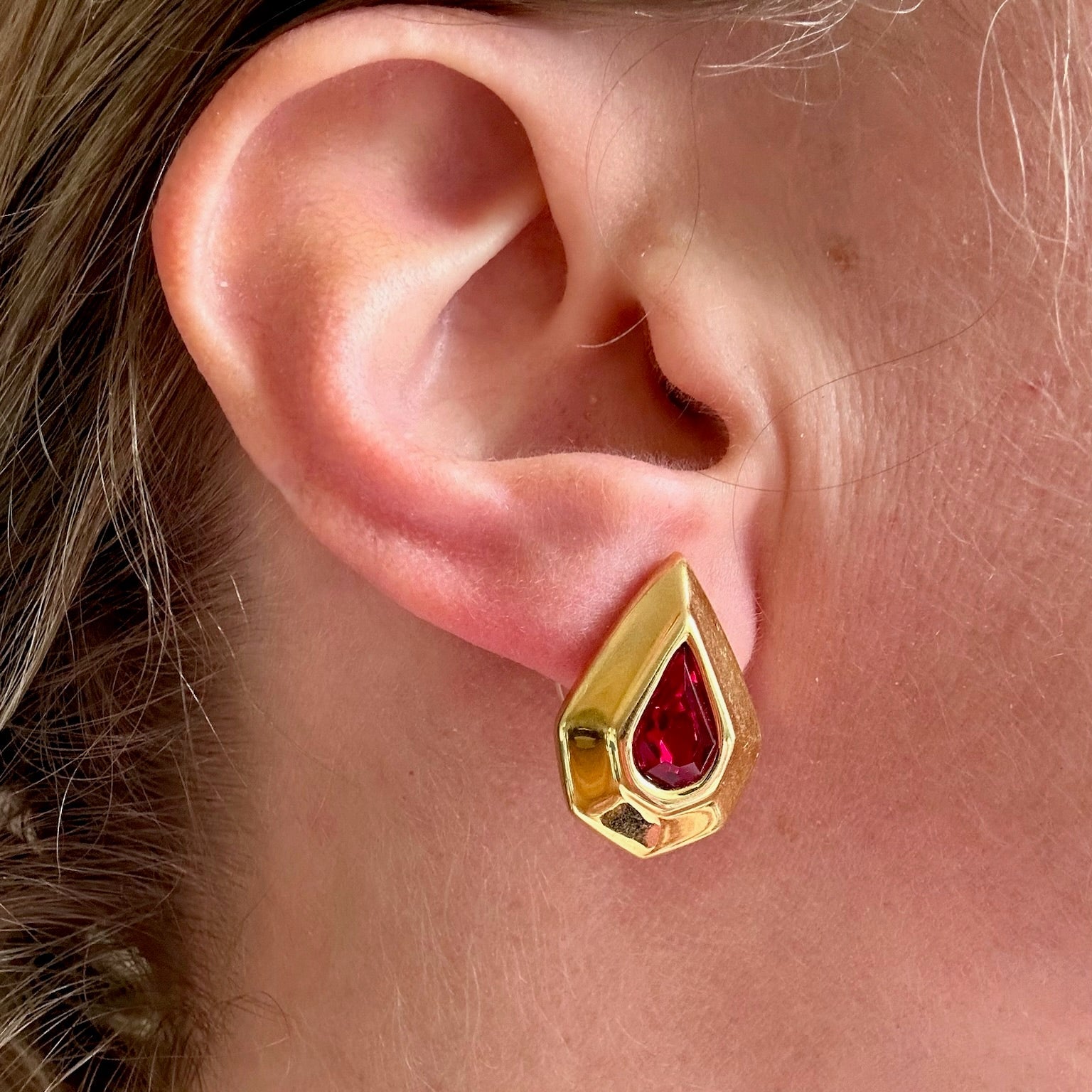 Vintage gold plated red crystal teardrop earrings