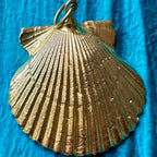 Vintage gold plated shell pendant