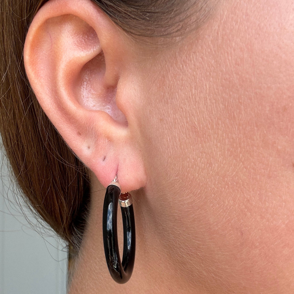 Fun vintage enamel hoop earrings