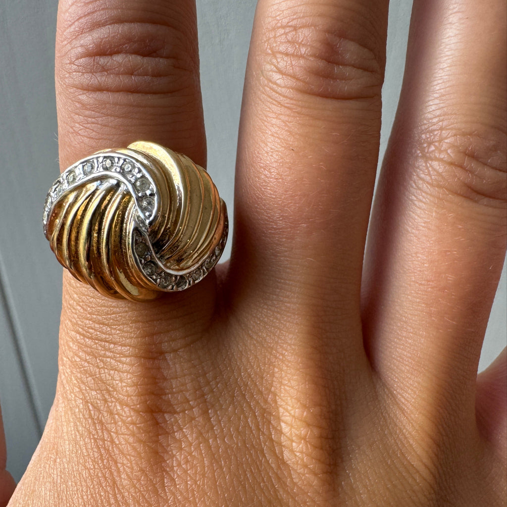 Gorgeous vintage gold plated crystal ring