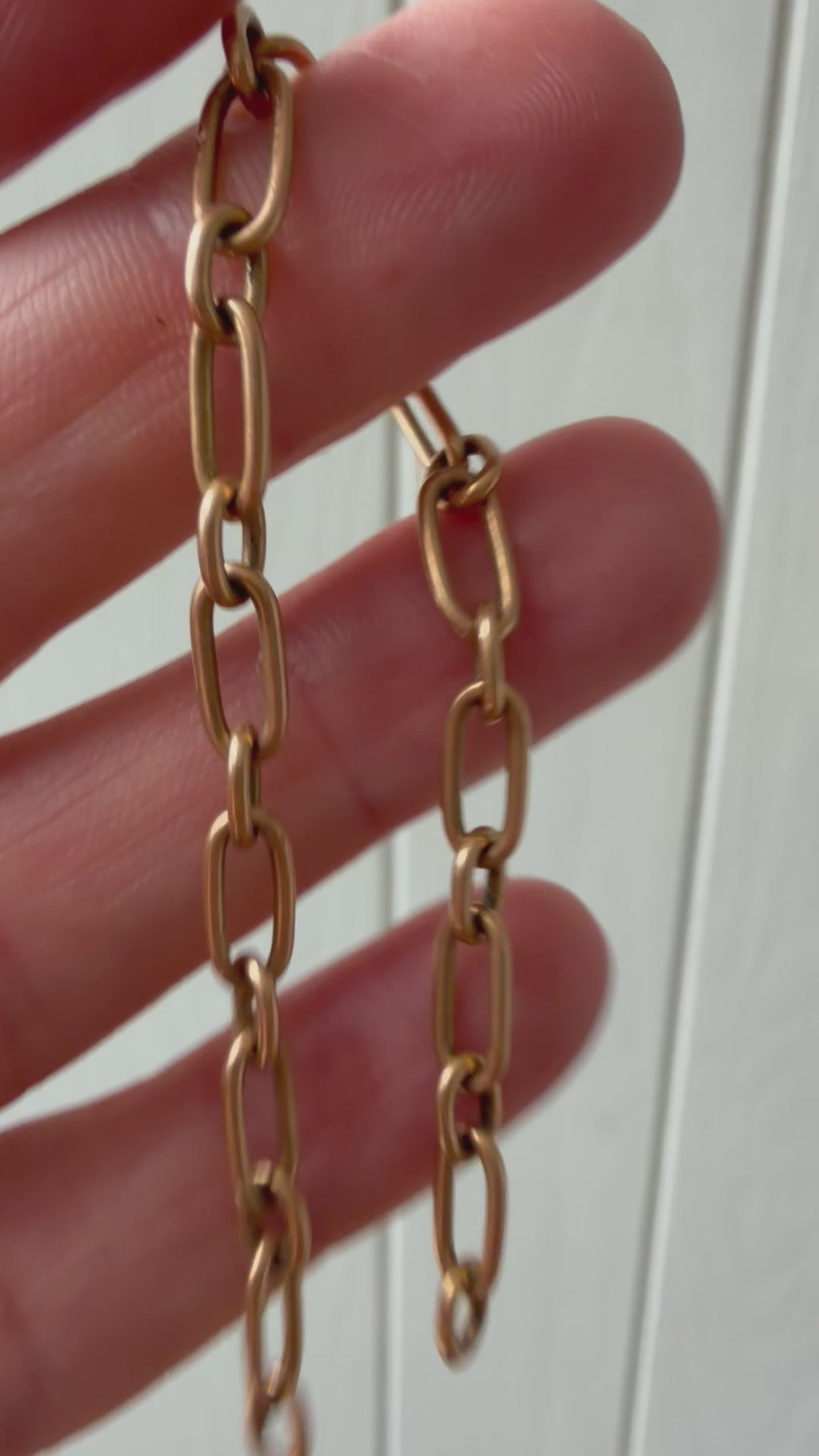 18k gold oval link with puffy elephant bracelet