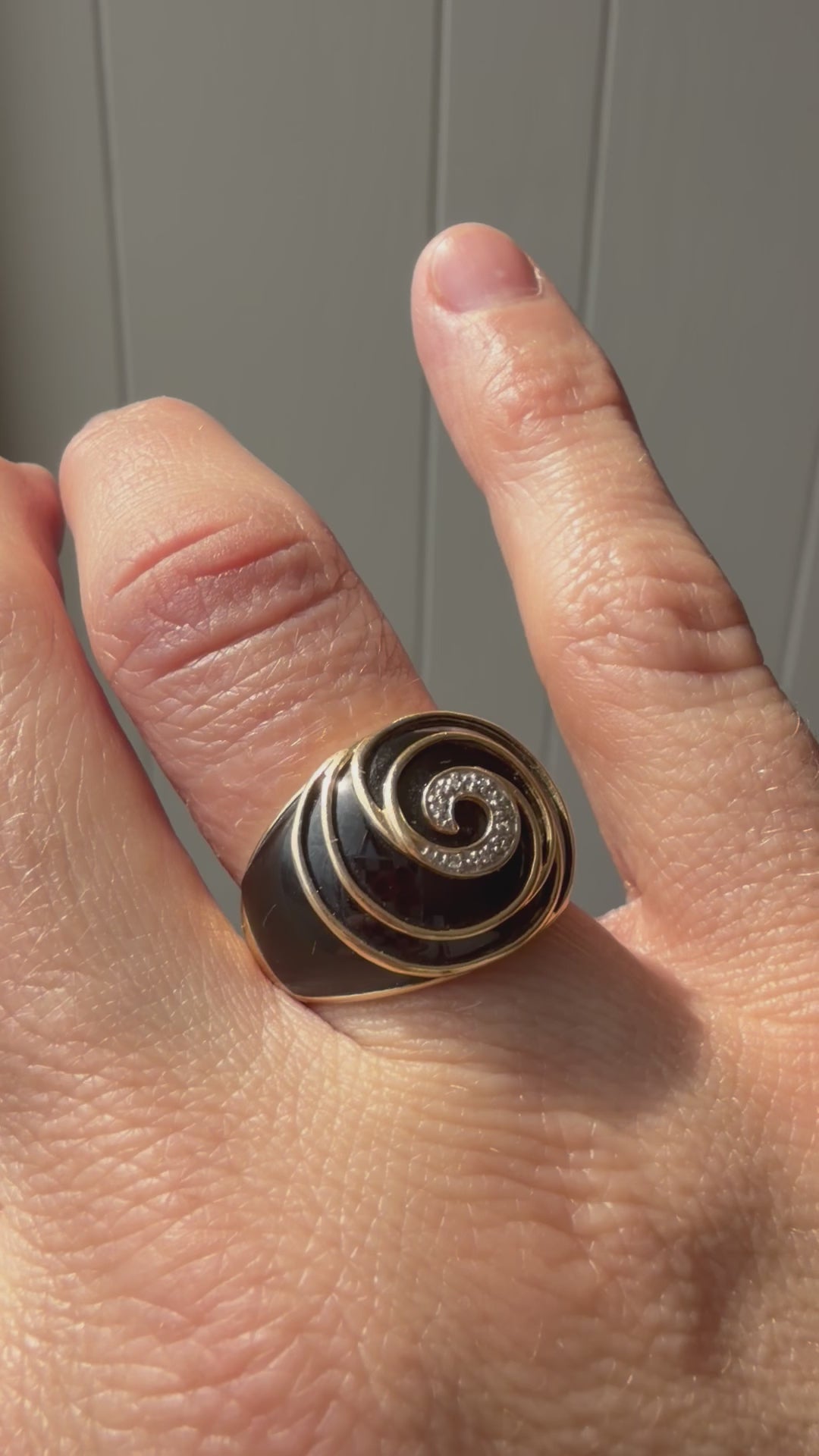 black onyx gold spiral ring