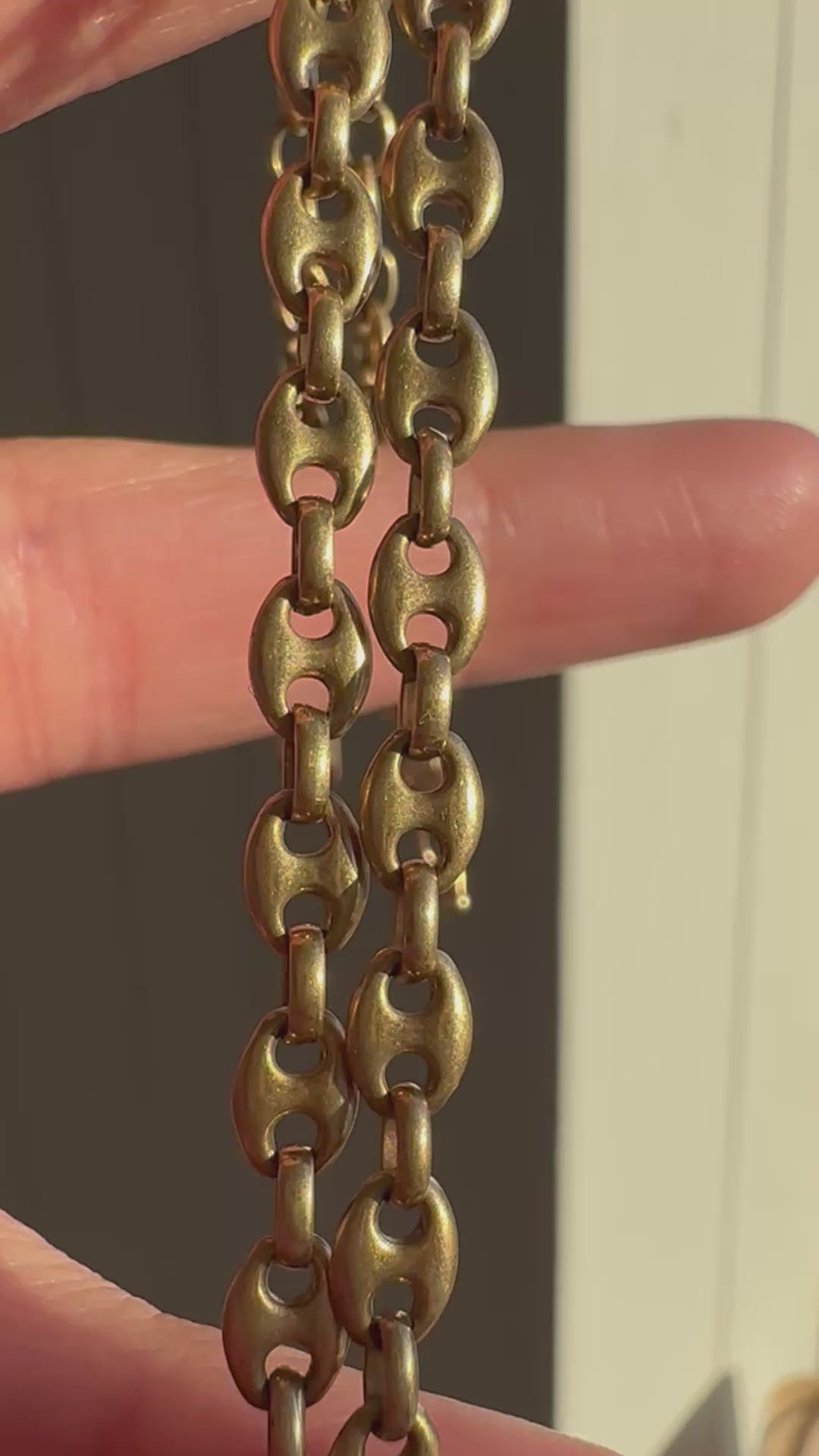 solid gucci link 18” chain