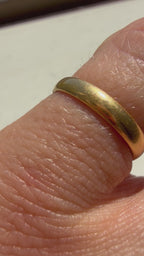 18k gold band engraved PATTIE