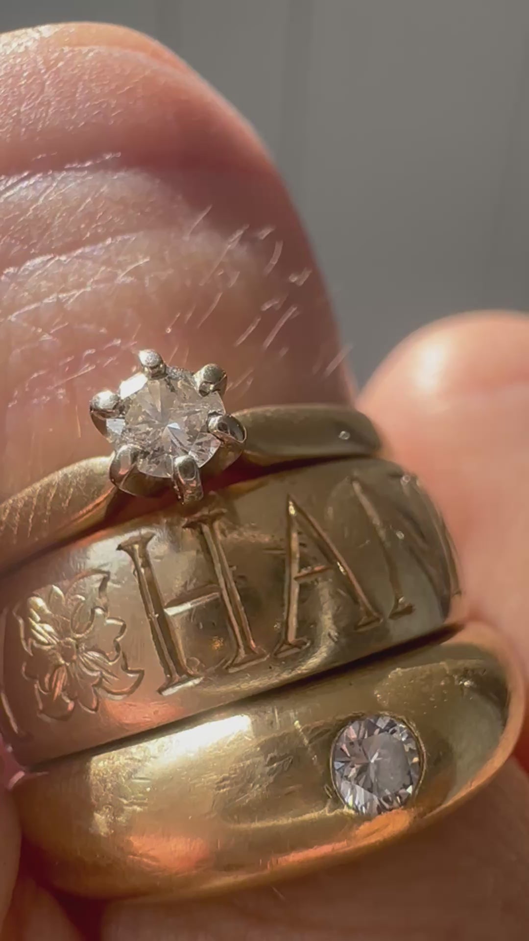 simple solitaire diamond ring