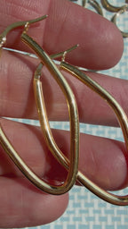 18k oblong hoops