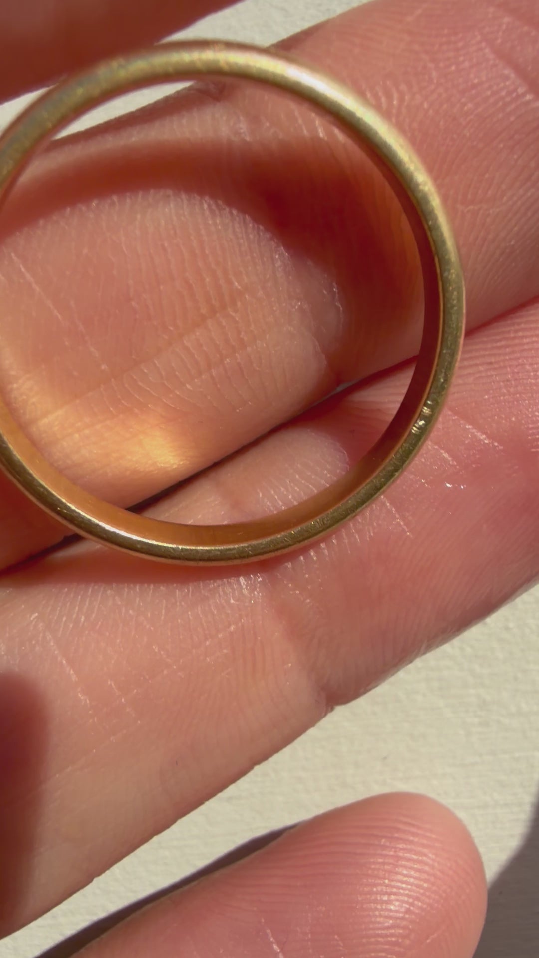18k French eagle hallmark band
