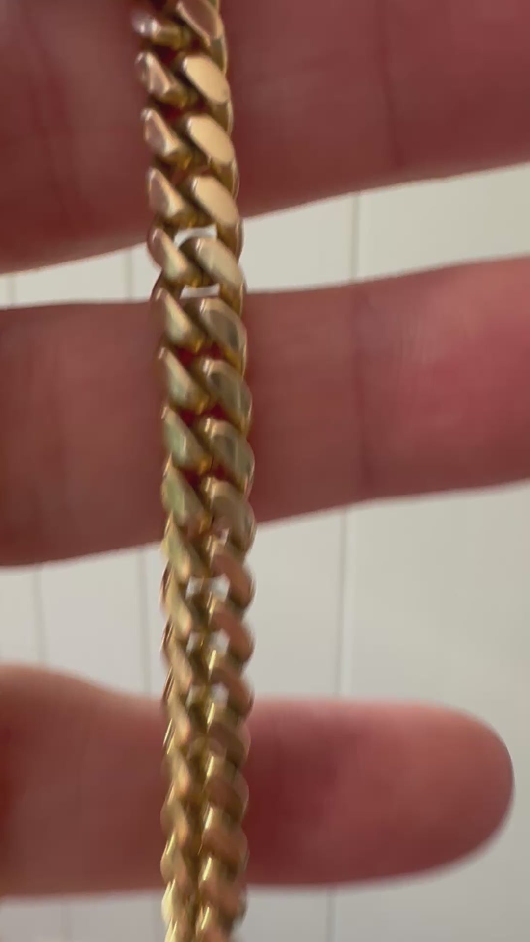 24.25" solid puffy curb chain
