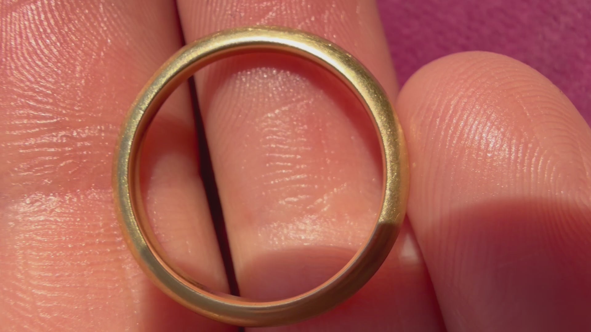 18k saucer band by Orange blossom