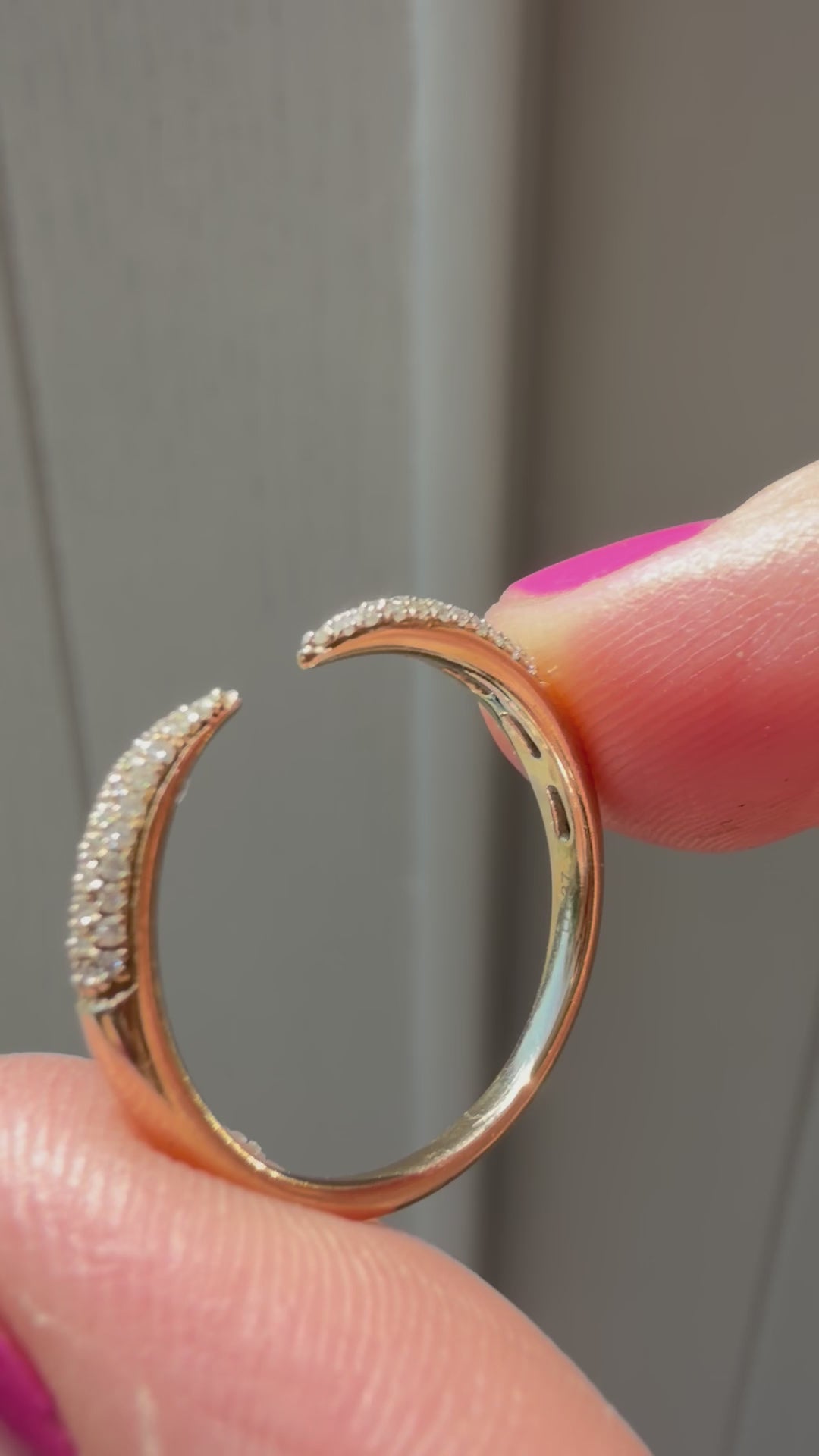 pave diamond open nail style band