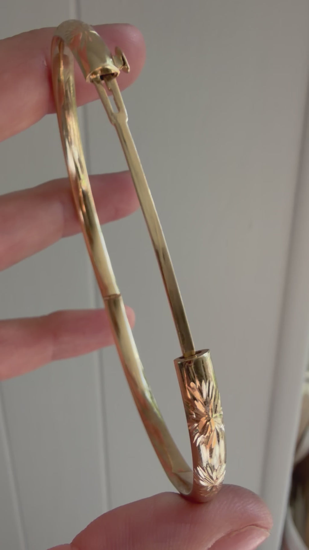 starburst bangle