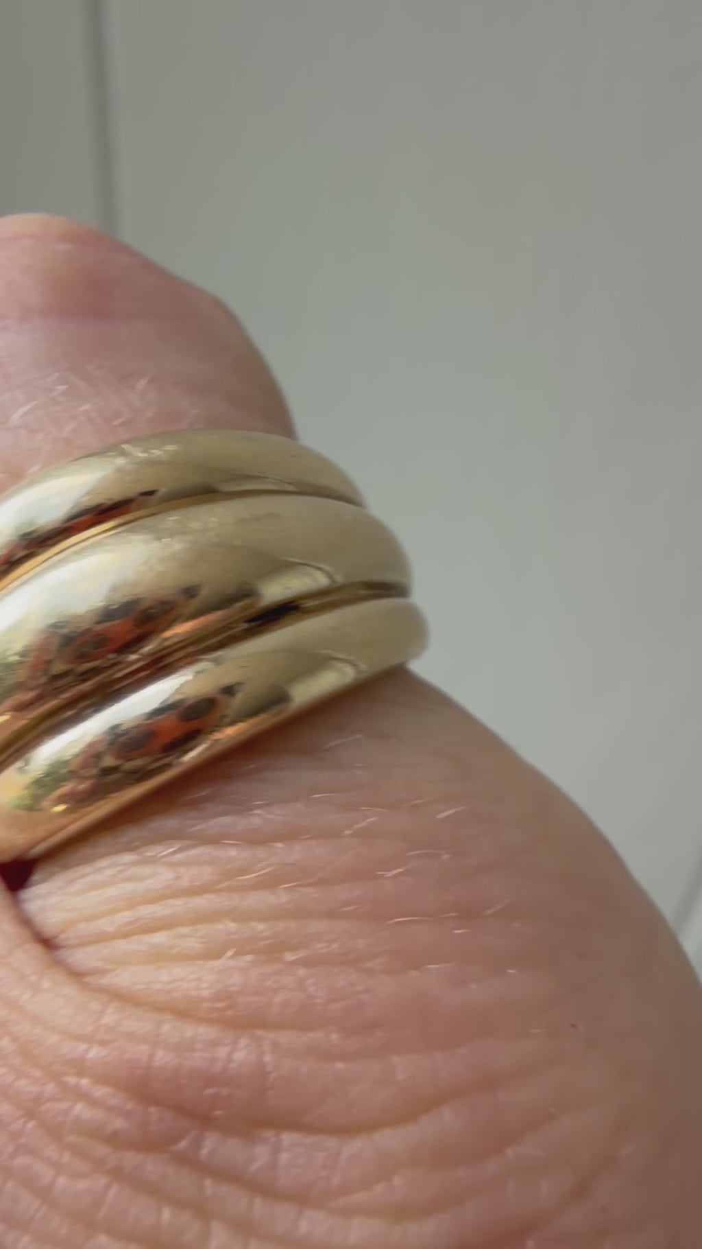 triple ribbed band