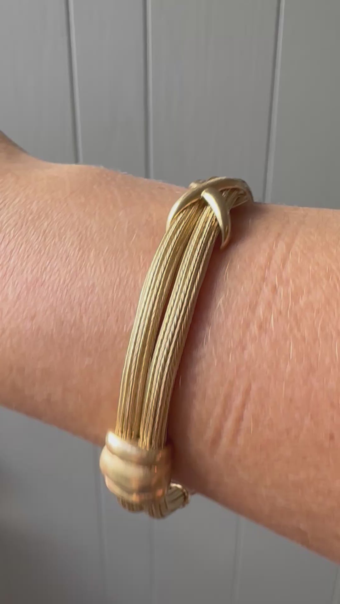 mesh bracelet with x and bar stations