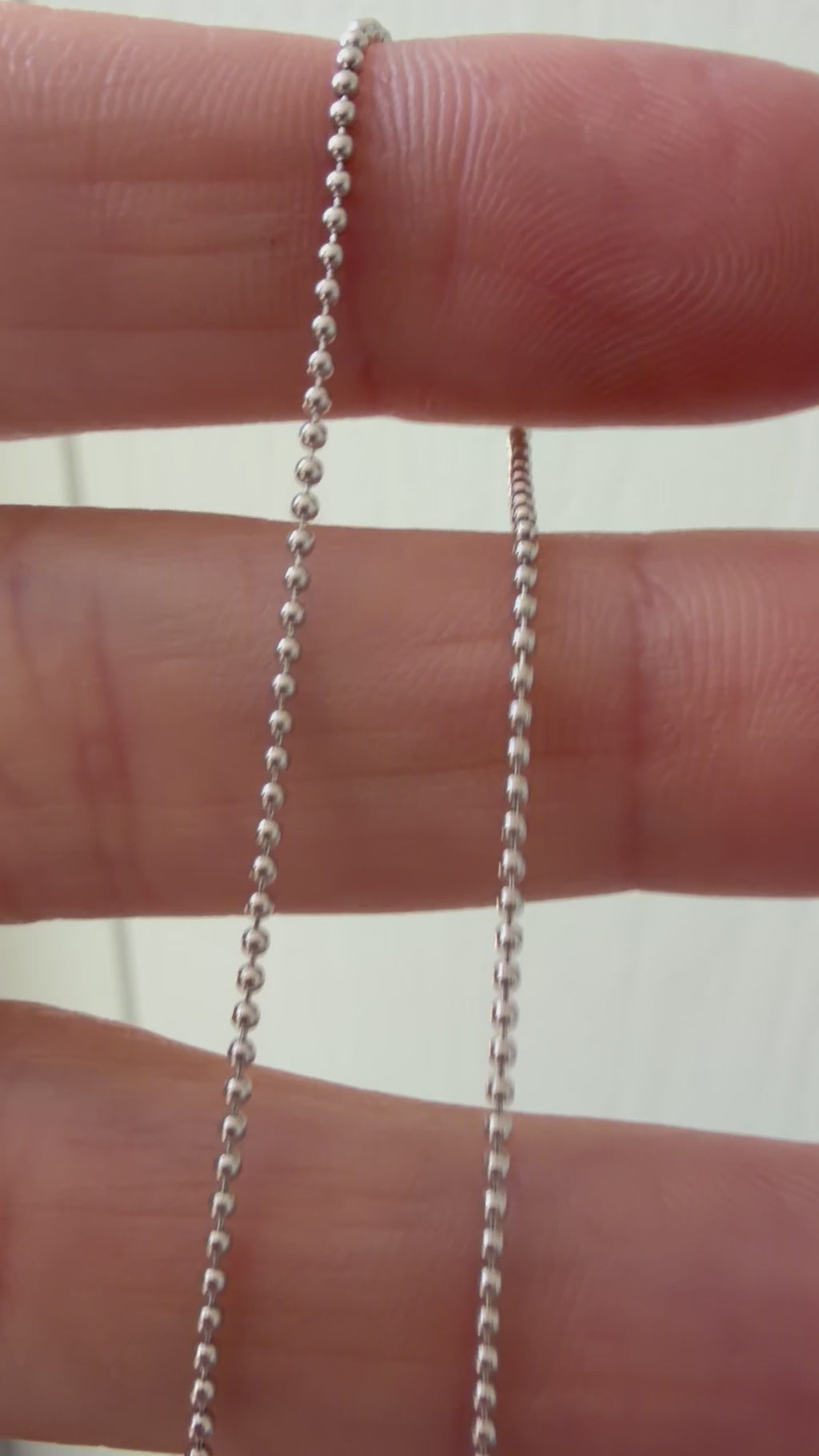 18.25" white gold ball link chain