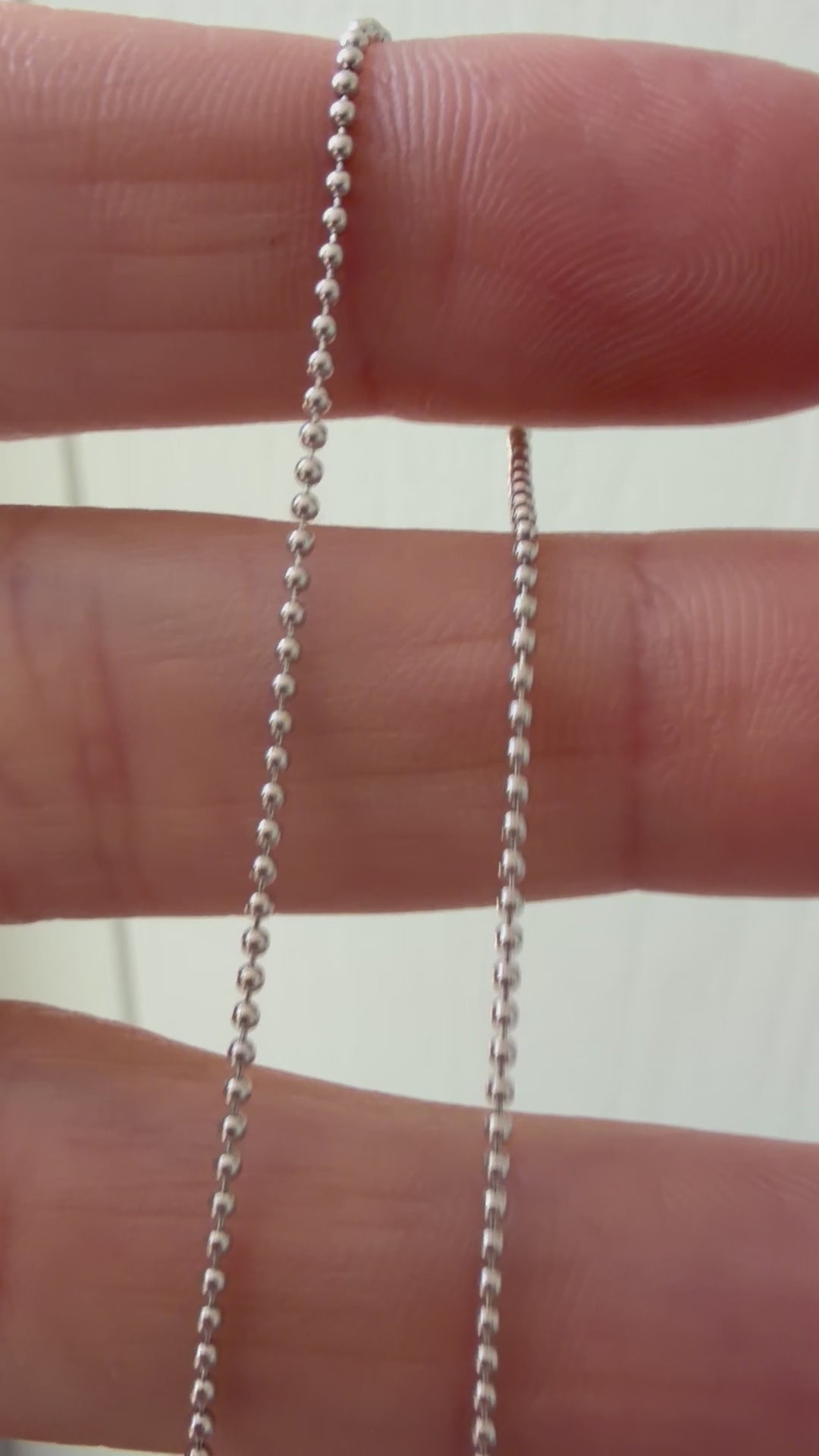 18.25" white gold ball link chain