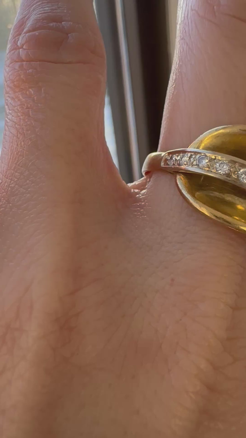 18k diamond saddle band