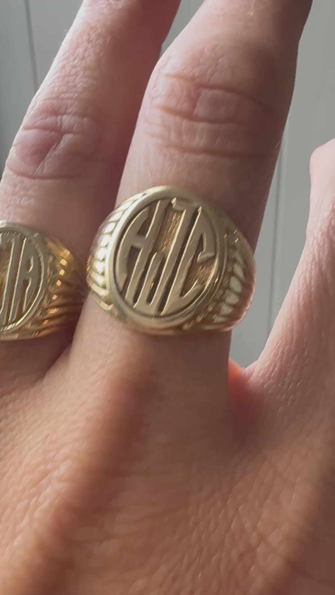 Vintage signet CJA