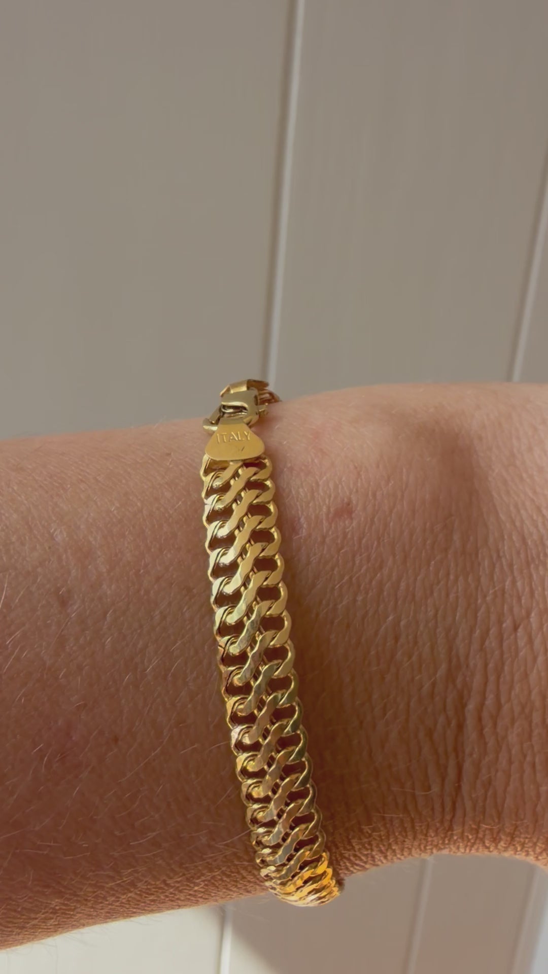 figure 8 link bracelet