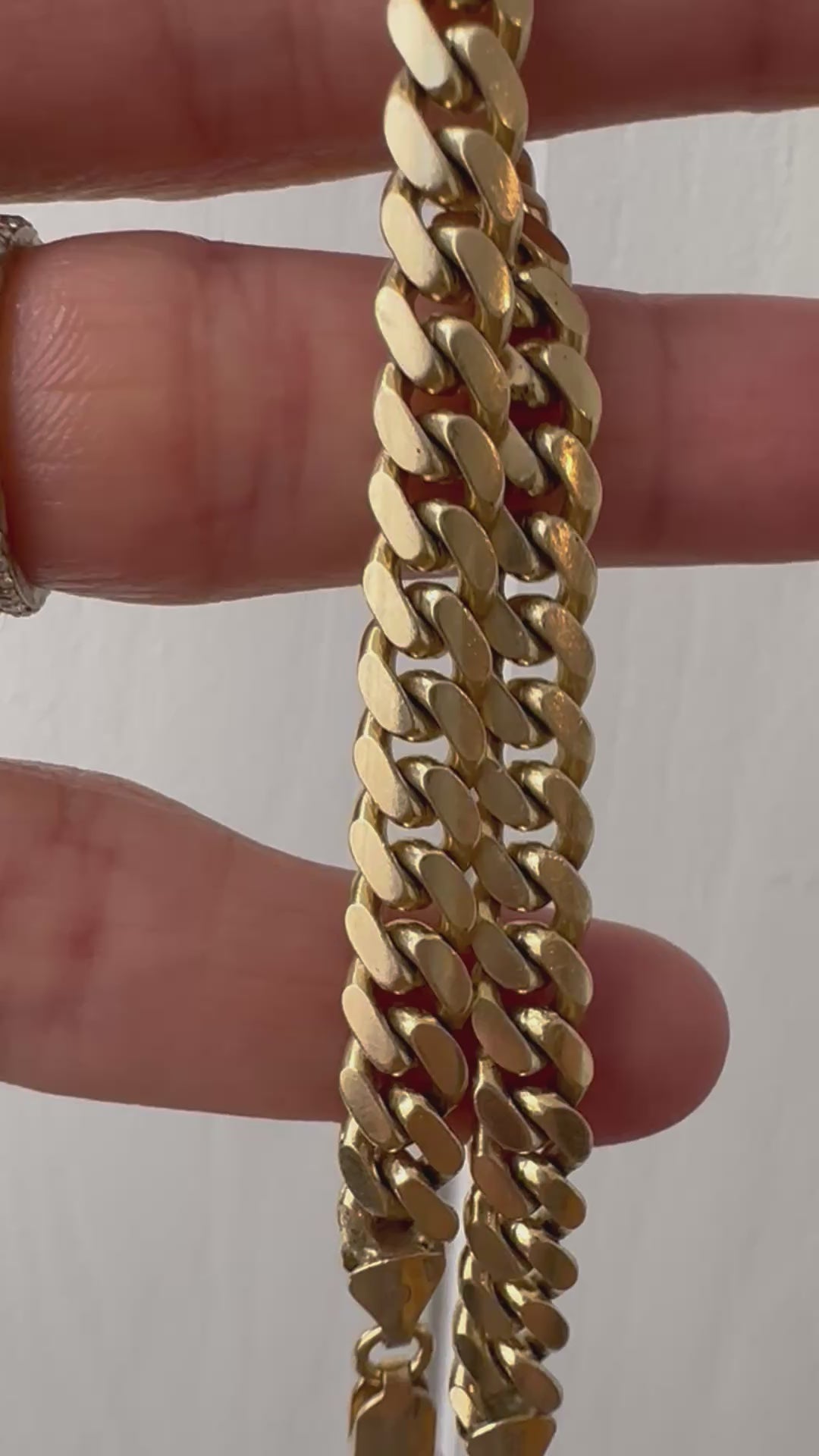 solid curb bracelet