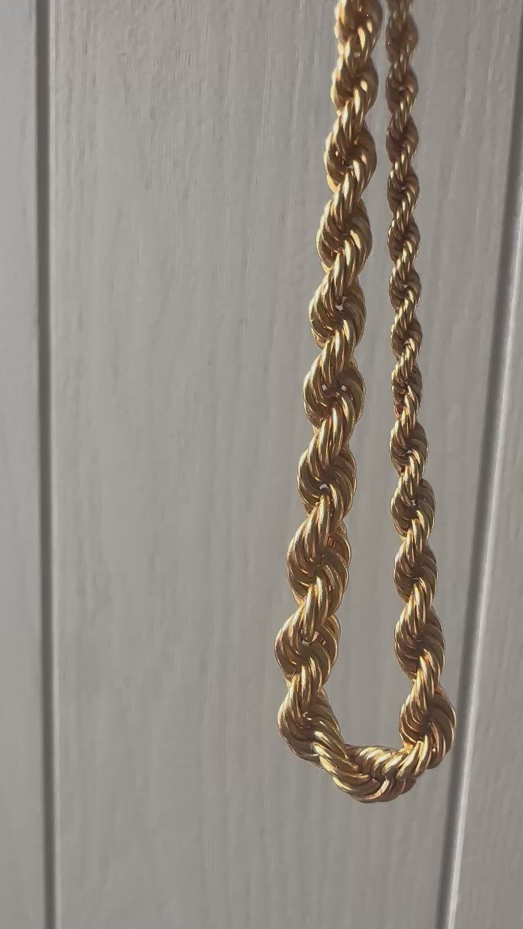 18k graduated 17.75” rope