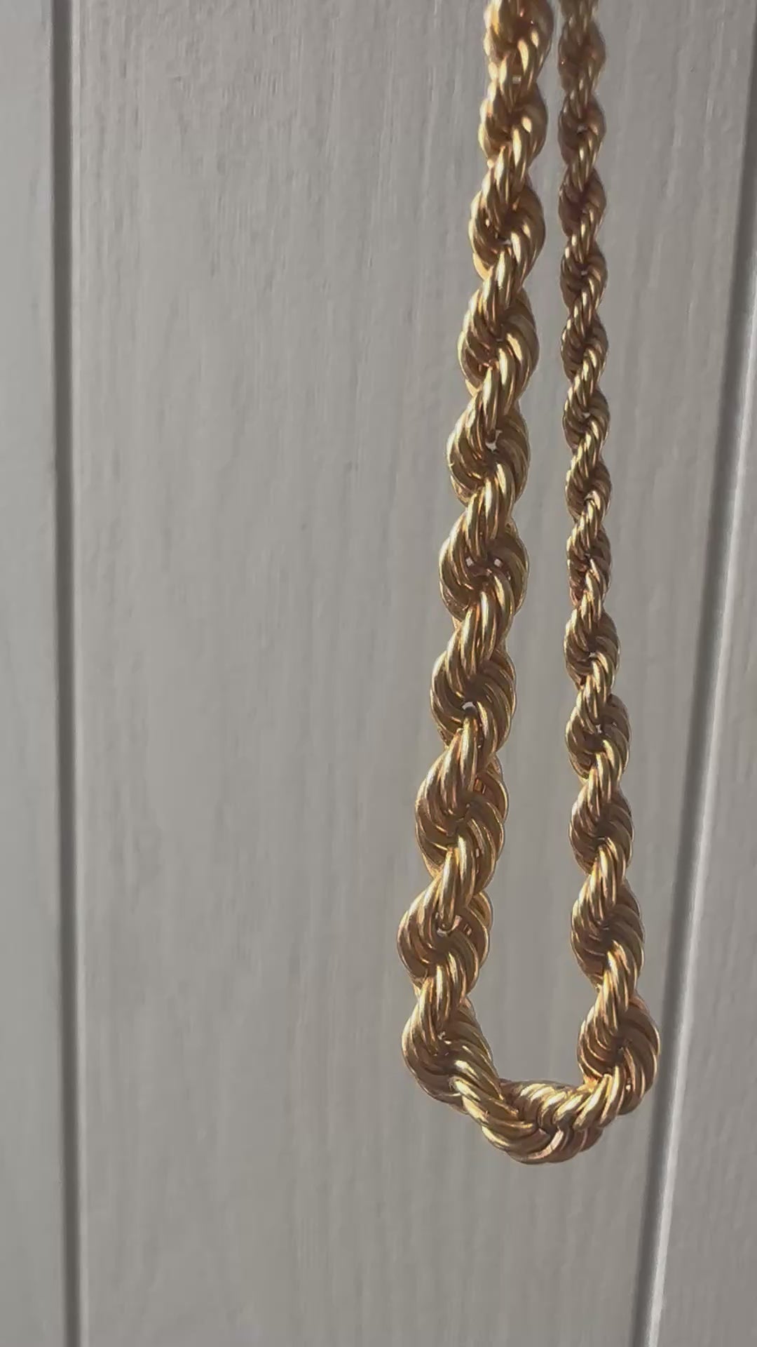 18k graduated 17.75” rope