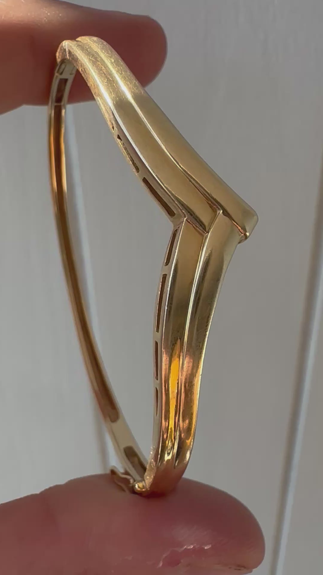 chevron shaped bangle