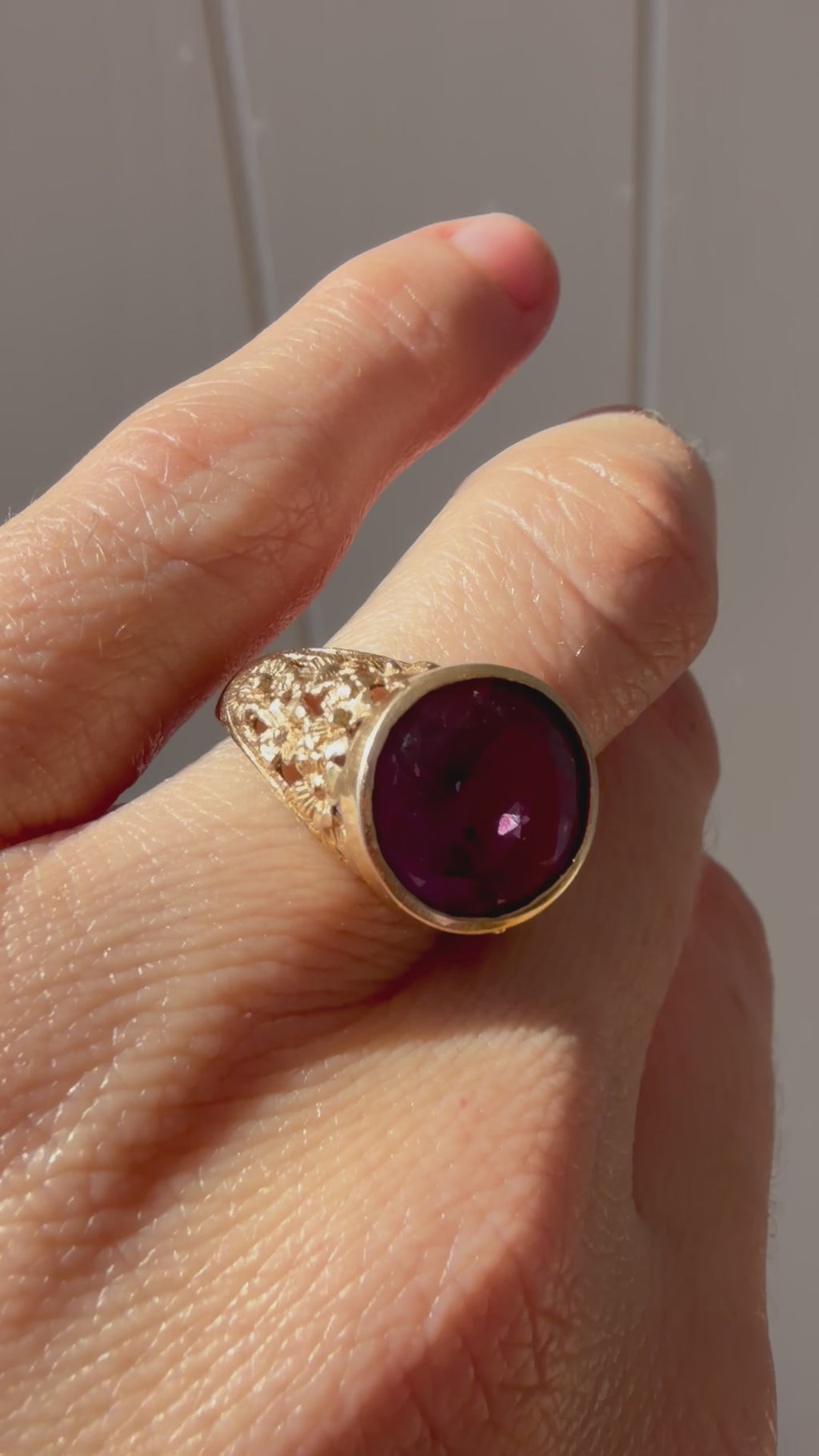 alexandrite in floral band