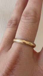 vintage patterned eternity band circa 1948