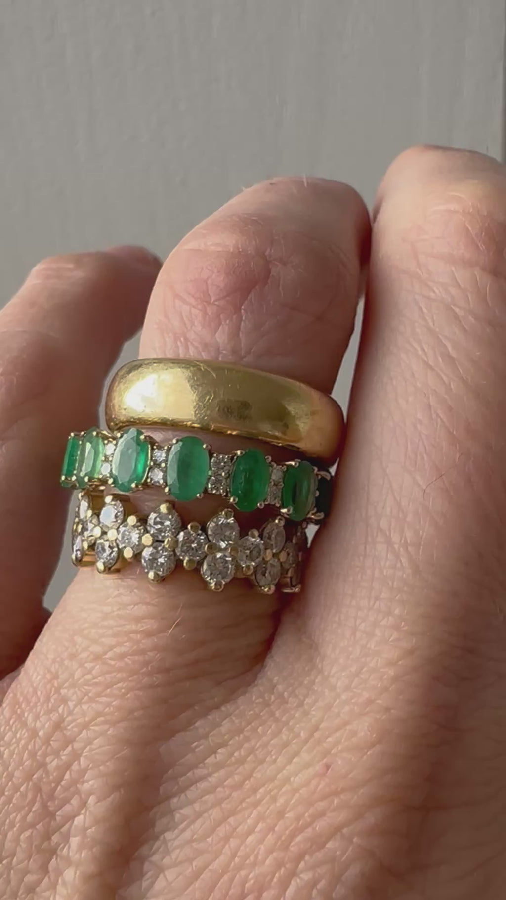 The Emerald Karat THE VERDE LUXE natural emerald + diamond eternity band