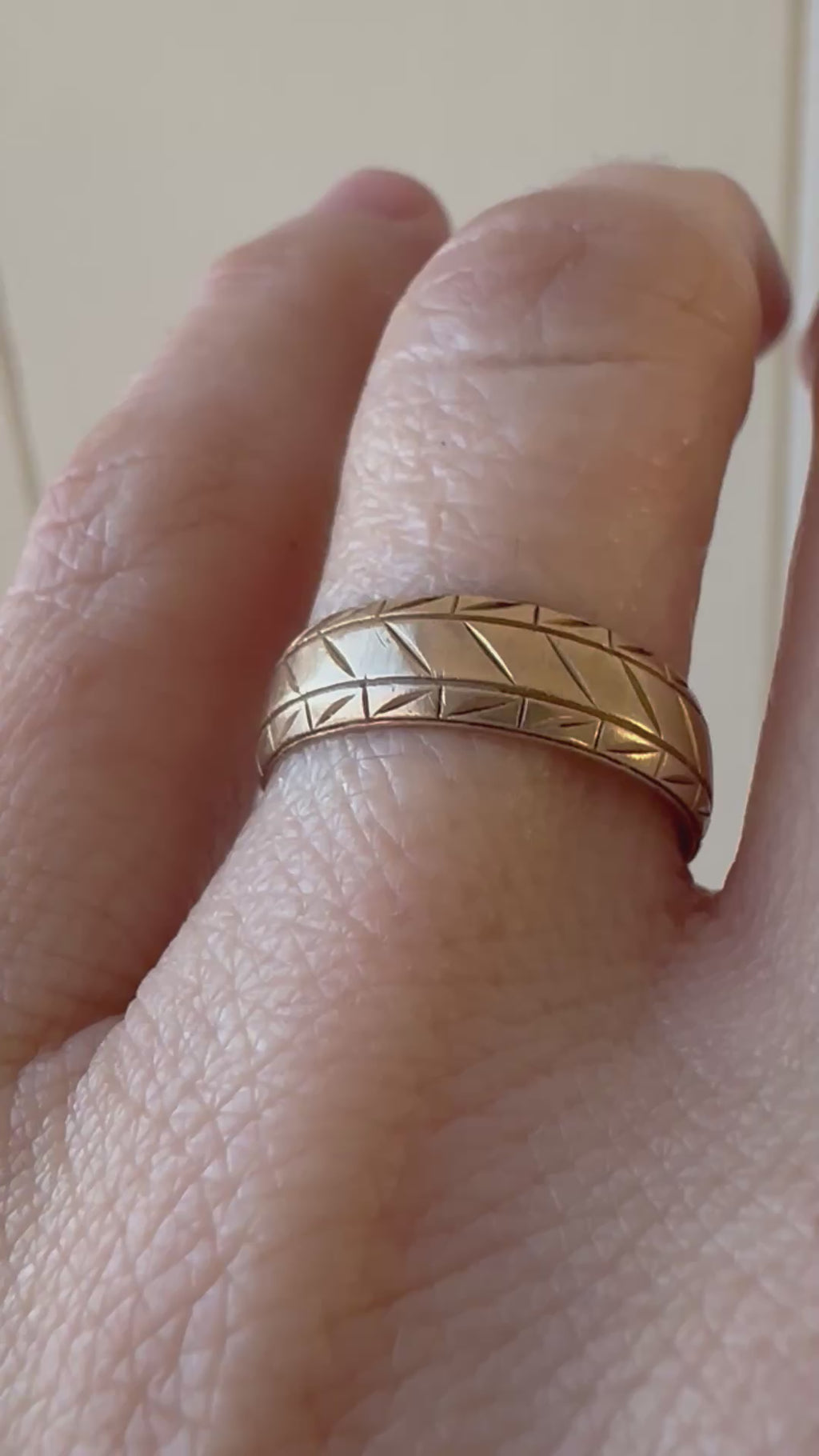 patterned eternity band