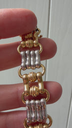 two tone textured wavy peanut link