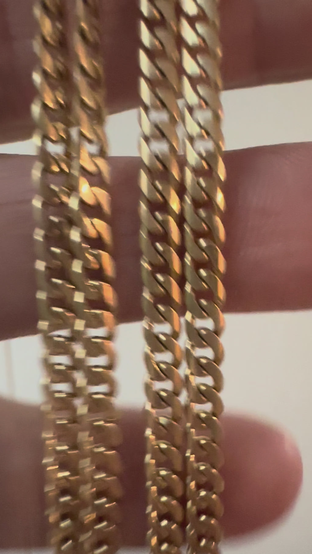 22" solid curb chain